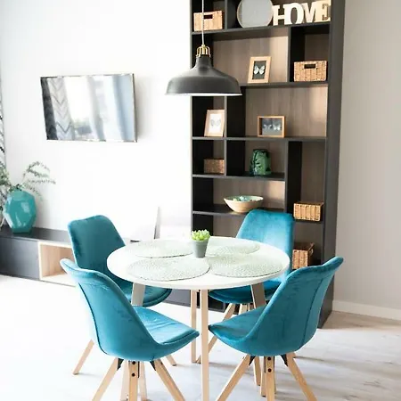 Διαμέρισμα Przytulny Apartament W Centrum Starego Miasta Z Widokiem Na Ogrod